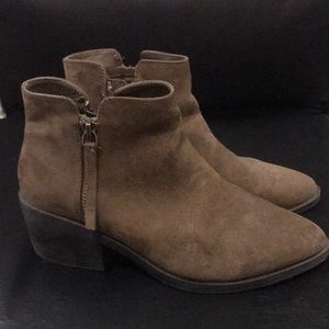 Ankle booties